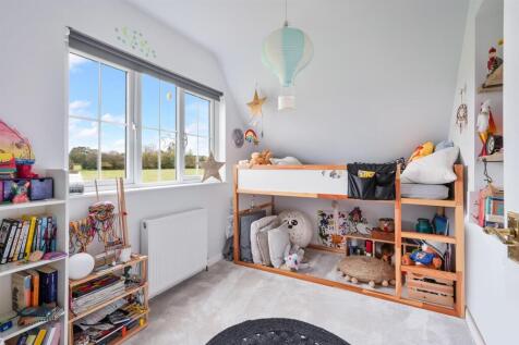 HOWARD CLOSE, 1 - (1).jpg