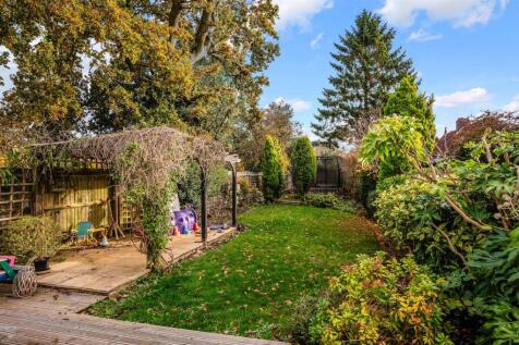 HOWARD CLOSE, 1 - (12).jpg