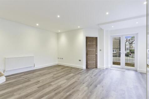 LYNWOOD OAKS FLAT 2 - (11).jpg