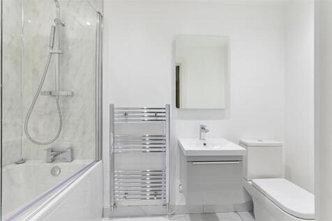 LYNWOOD OAKS FLAT 2 - (2).jpg