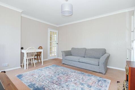 Gaisford_Close_1