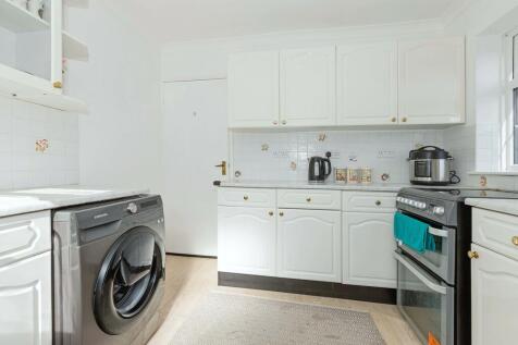 Gaisford_Close_8