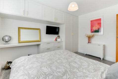 82Chesswood-25