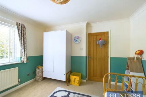CAM01450G0-PR0127-STILL010.jpg