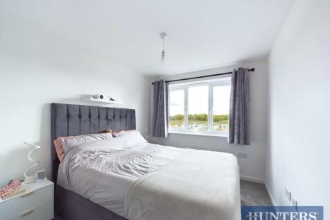 CAM01450G0-PR0136-STILL015.jpg