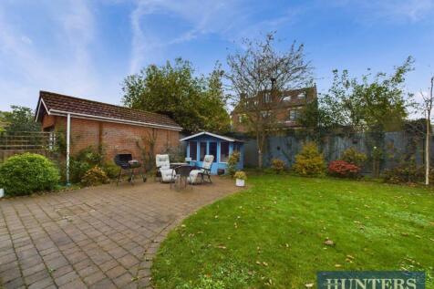 CAM01450G0-PR0146-STILL030.jpg