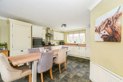 kitchen alt 1