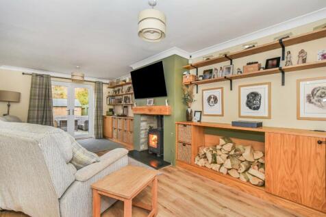 living room alt 1
