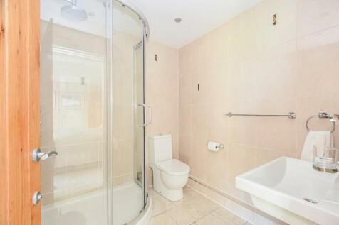 Bedroom 2 En-Suite