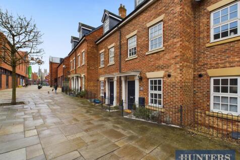 CAM01450G0-PR0179-STILL035.jpg