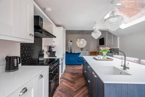 Kitchen / Dining / Family Room