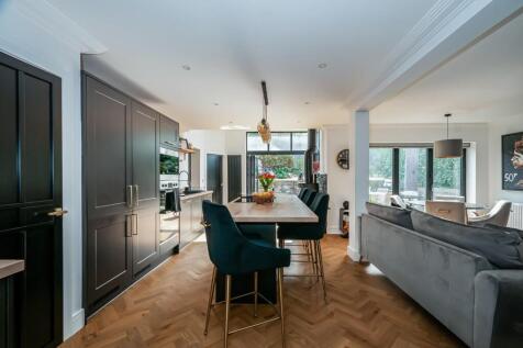 59 canada Dr11.jpg