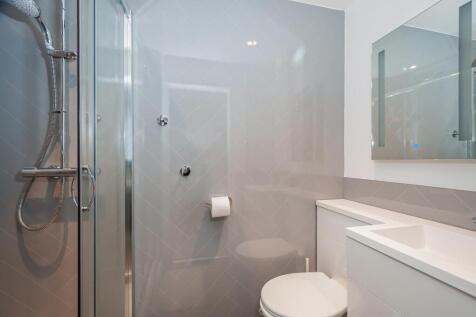 Ground Floor En-Suite