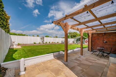 17 Ash Tree Drive13.jpg