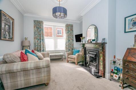 Living Room alt