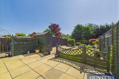 CAM01450G0-PR0212-STILL019.jpg