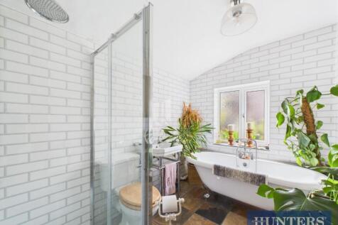 Ground floor bathroom