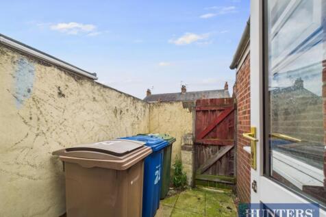 CAM01450G0-PR0220-STILL011.jpg