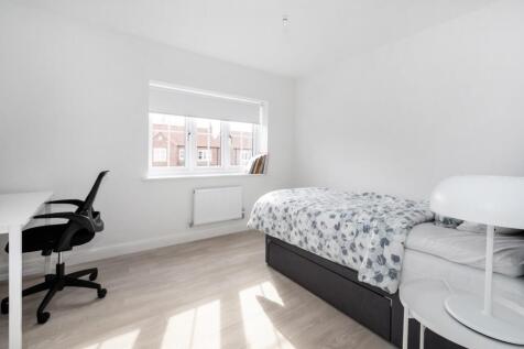 9 Westfield Drive15.jpg