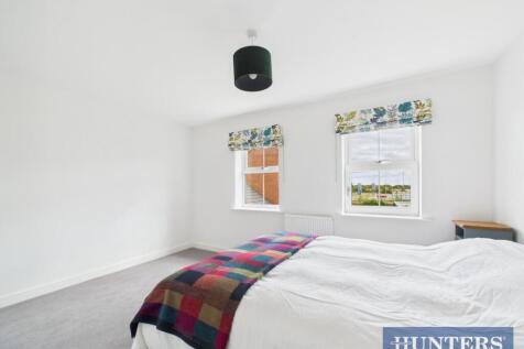 Bedroom 1 Alt