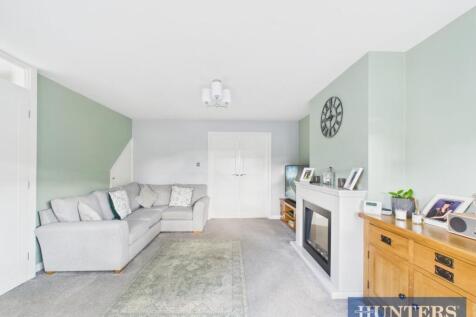 Living room alt
