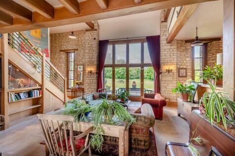8592365-interior12.jpg