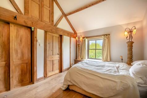8592365-interior32.jpg