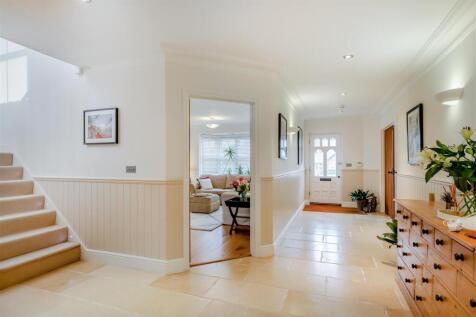 8619079-interior13.jpg