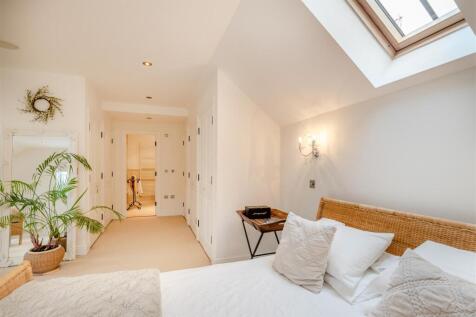 8619079-interior18.jpg
