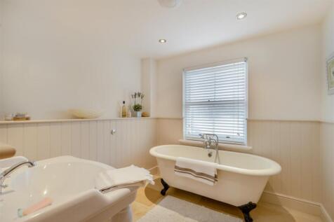 8619079-interior21.jpg