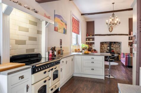8608621-interior25.jpg