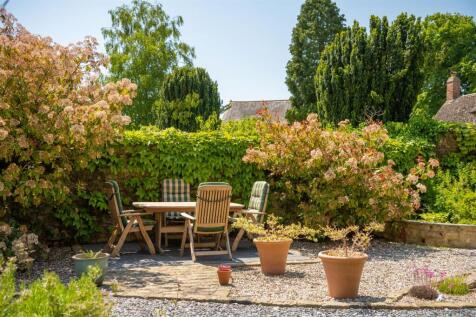 Courtyard Garden