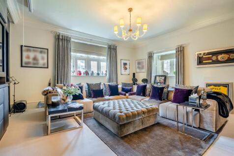 8588477-interior58.jpg