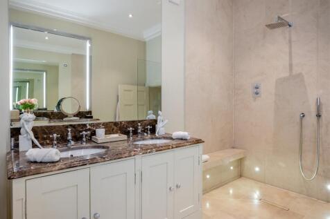 8588477-interior42.jpg
