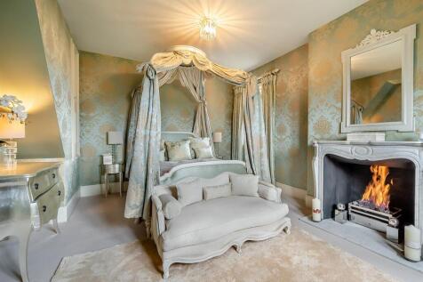 8588477-interior61.jpg