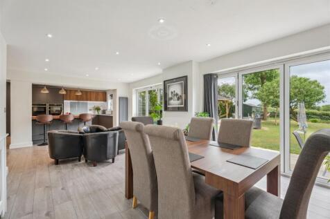 Kitchen/ Family/ Dining Room