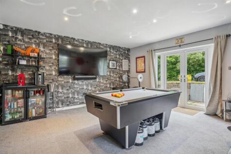 Games Room/ Double Garage