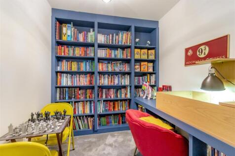8651198-interior45.jpg