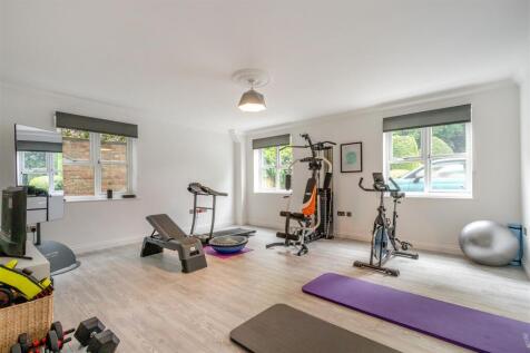 8651198-interior47.jpg