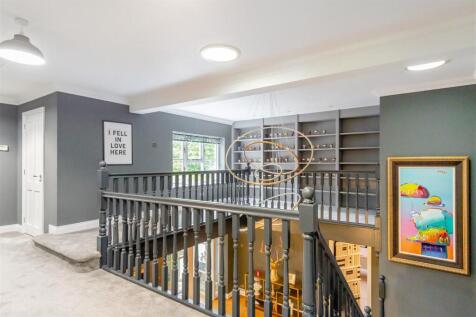 8651198-interior14.jpg