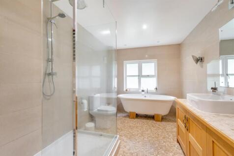 8651198-interior28.jpg