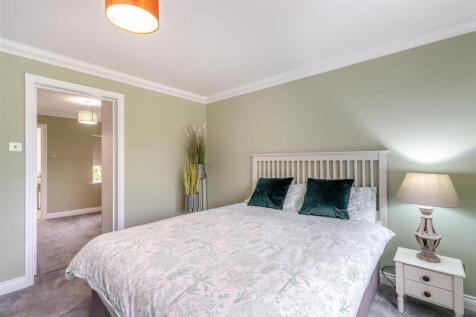 8651198-interior11.jpg