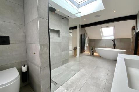 Master Suite Bathroom