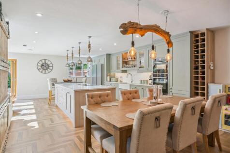 Kitchen/ Family/ Dining Room