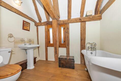 new bathroom.jpg