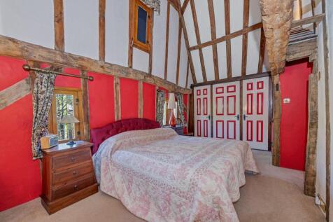 main bedroom.jpg