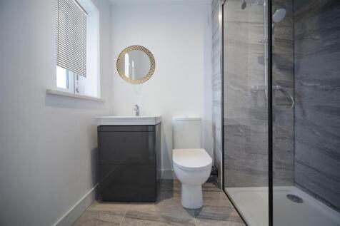 Hilltops_Plot_1_Ensuite_1.jpg