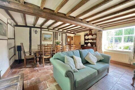 Living/Dining Room