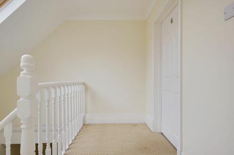 Flat Entrance (2nd Floor Landing)