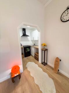 Living/Kitchen Transition (Vendor Pic)
